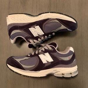 Woman’s new balance shoes